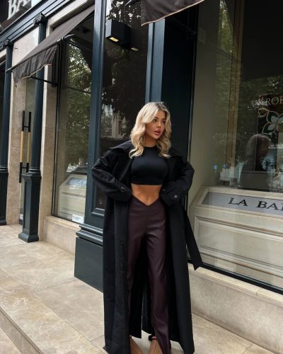 Брюки з V-образним передом з еко-шкіри