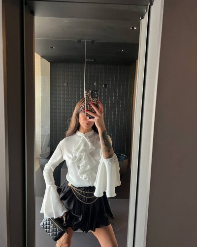 Блуза з рюшами з креп-шовку