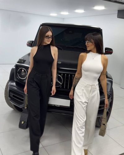 Брюки класичні з заниженою талією з костюмної тканини