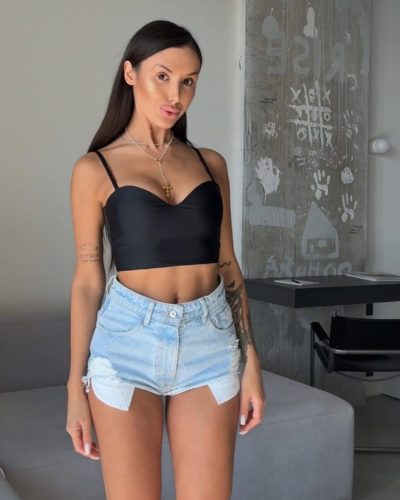 Топ з моночашкою