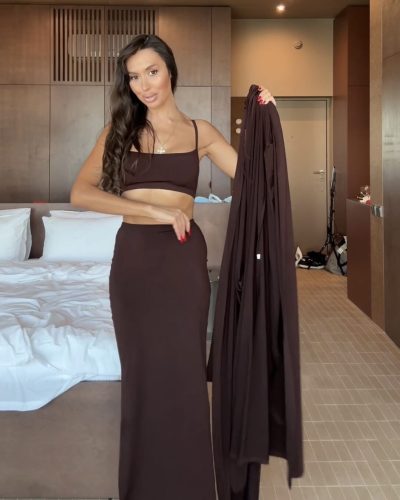 Топ з трикотажу на тонких бретелях (з костюму-трійка)