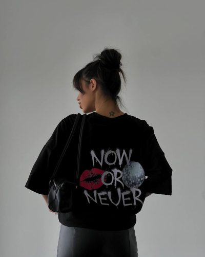 Футболка оверсайз “Now or never”