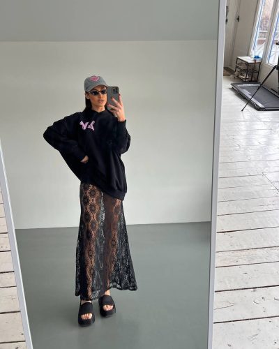 Спідниця максі з гіпюру